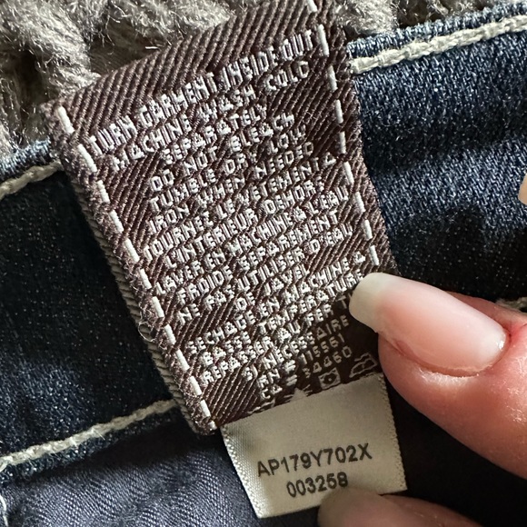 NWOT 7 For All Mankind Roxanne Super Vintage Destroyed Skinny Jeans 30 Fiji RARE - Picture 8 of 8